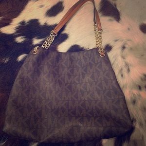 Micheal Kors shoulder bag